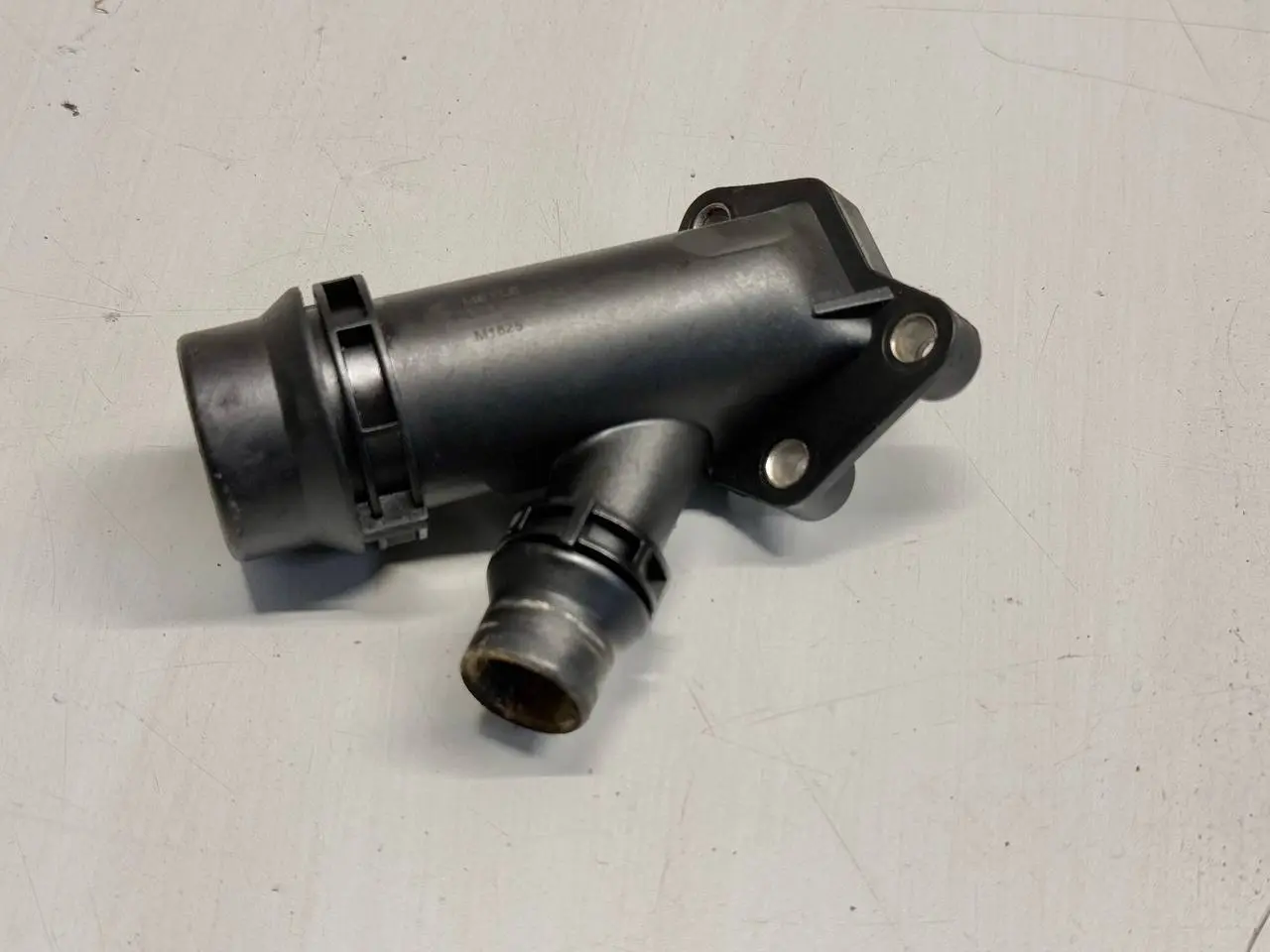 Kühlmittelschlauch Wasserschlauch BMW 320D E46 3FL Touring 2004 11122247744