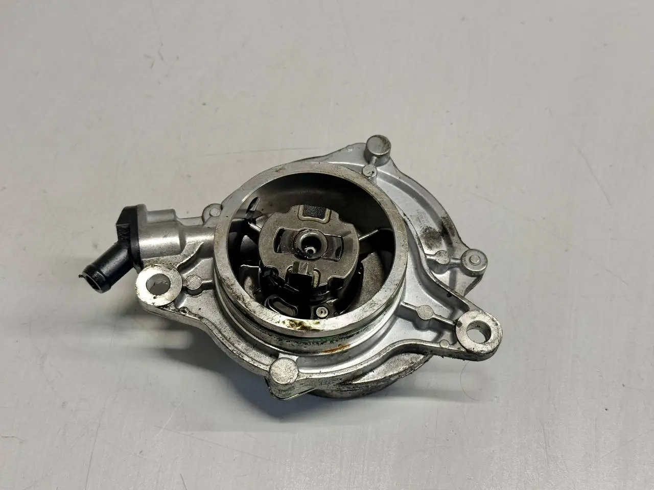 Vakuumpumpe Unterdruckpumpe " 320D BMW 320D E46 3FL Touring 2004 11667787366
