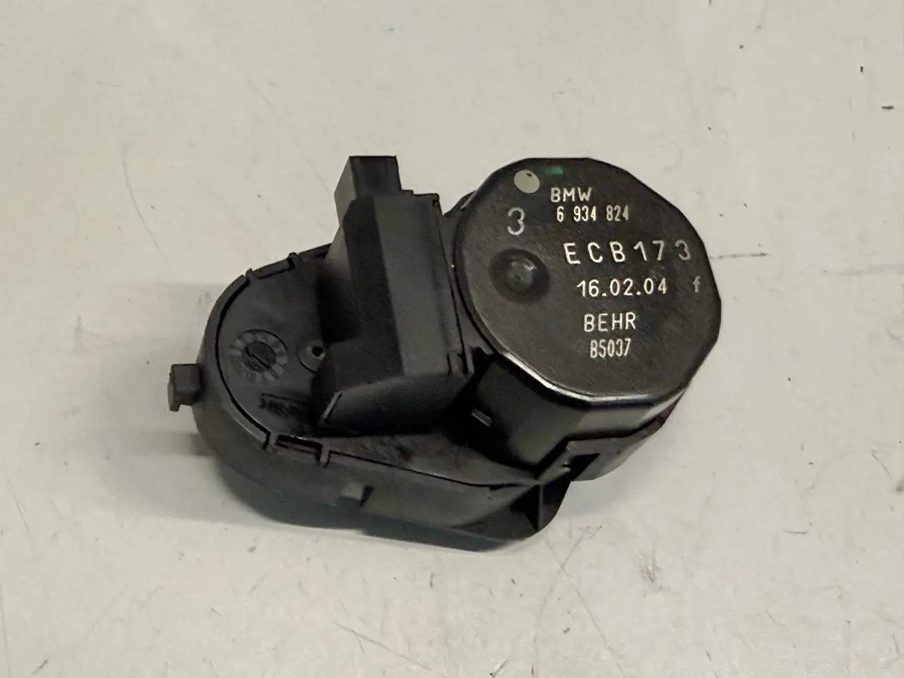 Stellmotor Heizung Klimaanlage BMW 320D E46 3FL Touring 2004 6934824