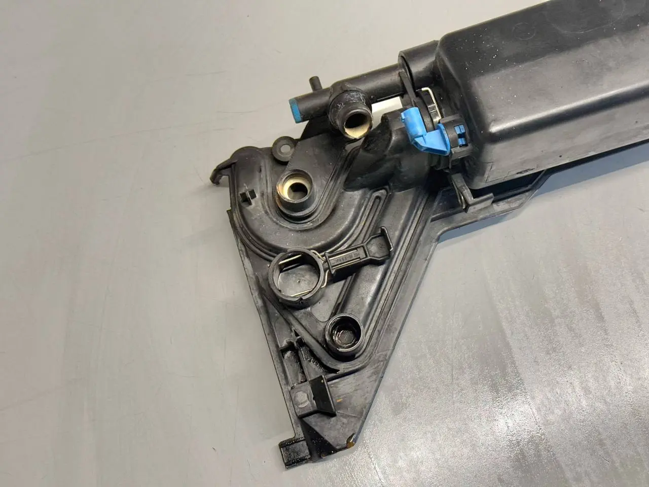 Kühlwasserbehälter Ausgleichsbehälter BMW 320D E46 3FL Touring 2004 1436251