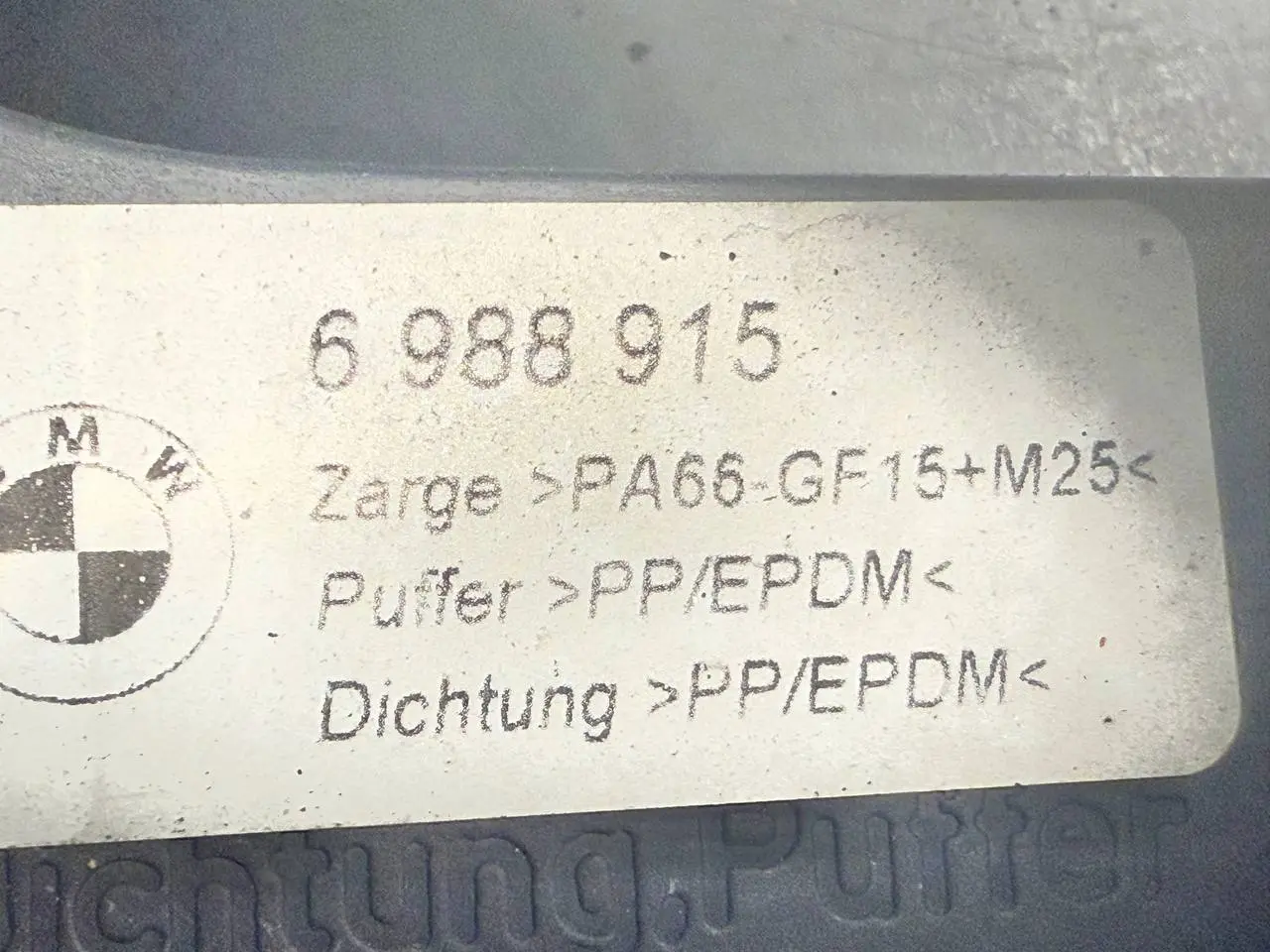 Frontblech Schlossträger Lüfterrad mit BMW 320D E46 3FL Touring 2004 6922670102