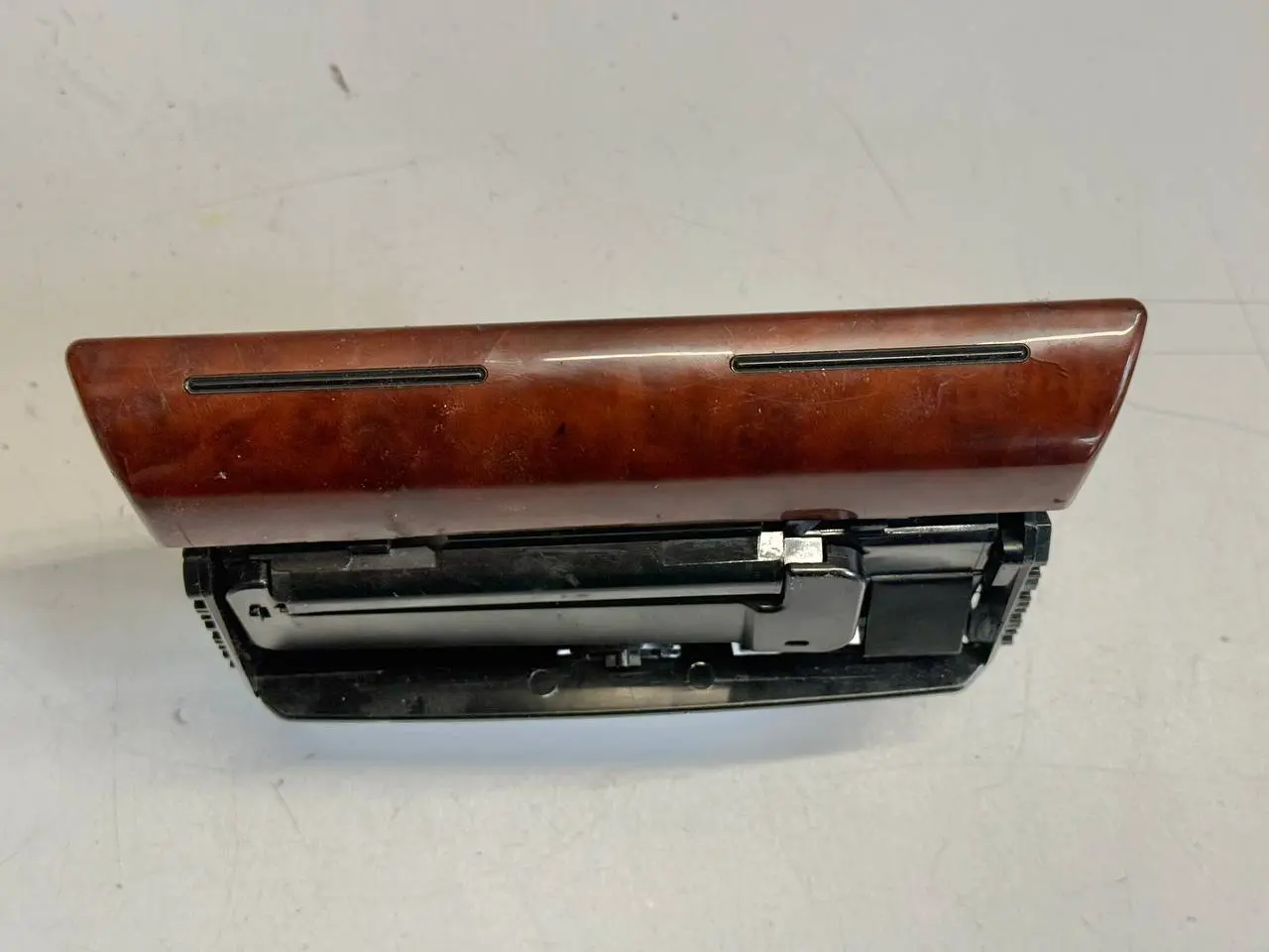 Aschenbecher Einsatz Mittelkonsole Audi A6 Avant 4B5 TDI 2.5L 2002 4B0857951