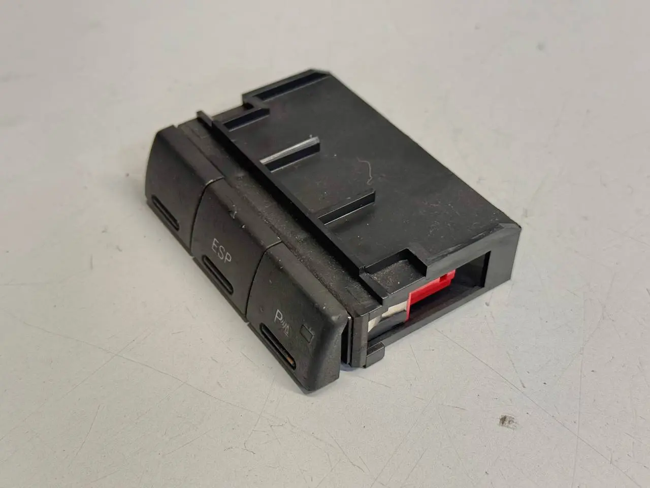 ESP Ein Aus Schalter A6 Avant 4B5 Audi A6 Avant 4B5 TDI 2.5L 2002 4B0919281A