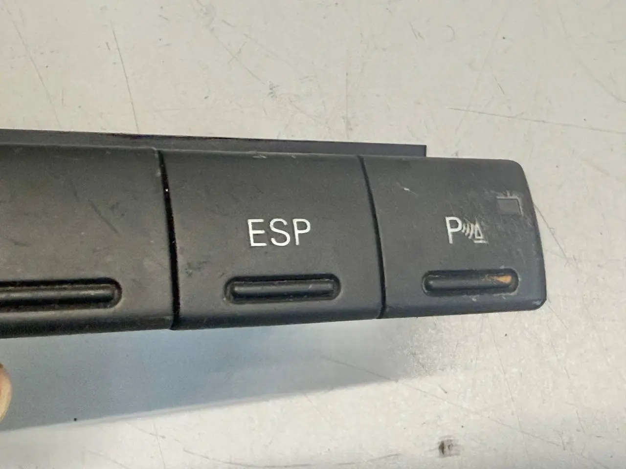 ESP Ein Aus Schalter A6 Avant 4B5 Audi A6 Avant 4B5 TDI 2.5L 2002 4B0919281A