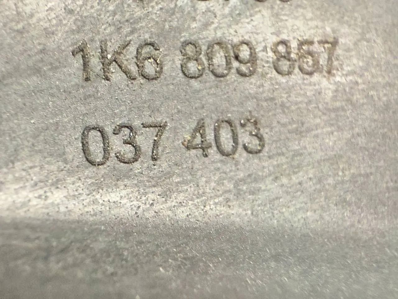Tankdeckel Tankklappe Verschluss Golf Plus Golf 5 1K1 1,9 TDI 2006 1K0010462E
