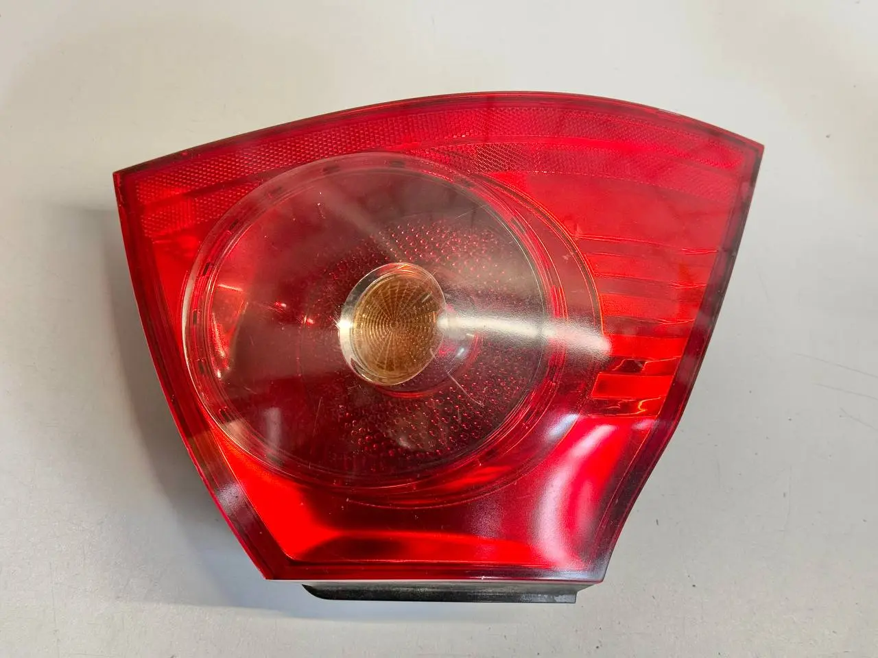 Rückleuchte Lampenträger Golf 5 1K1 1,9 VW Golf 5 1K1 1,9 TDI 2006 02528490102