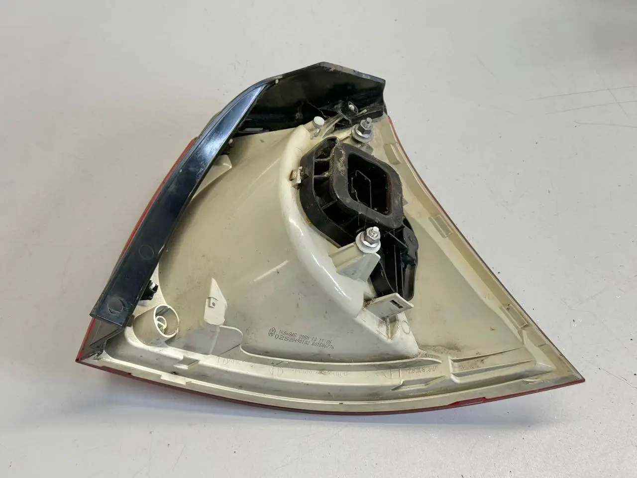 Rückleuchte Lampenträger Golf 5 1K1 1,9 VW Golf 5 1K1 1,9 TDI 2006 02528490102