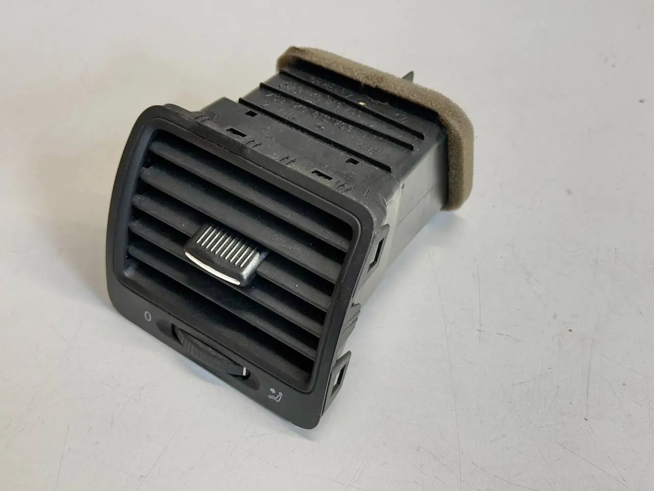 Luftausströmer Lüftungsdüse Golf 5 1K1 1,9 VW Golf 5 1K1 1,9 TDI 2006 1K0819709