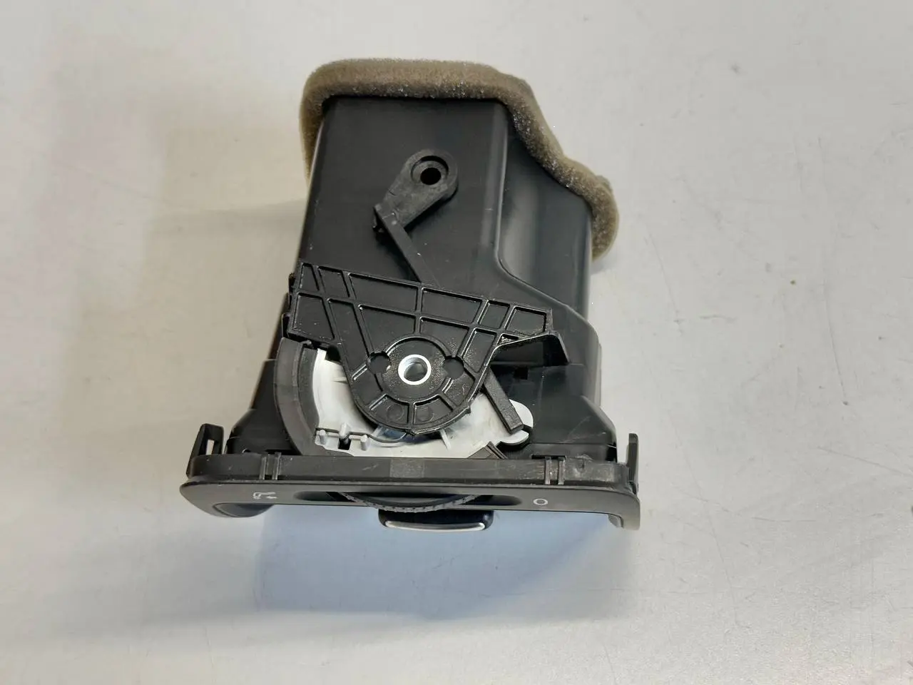 Luftausströmer Lüftungsdüse Golf 5 1K1 1,9 VW Golf 5 1K1 1,9 TDI 2006 1K0819709