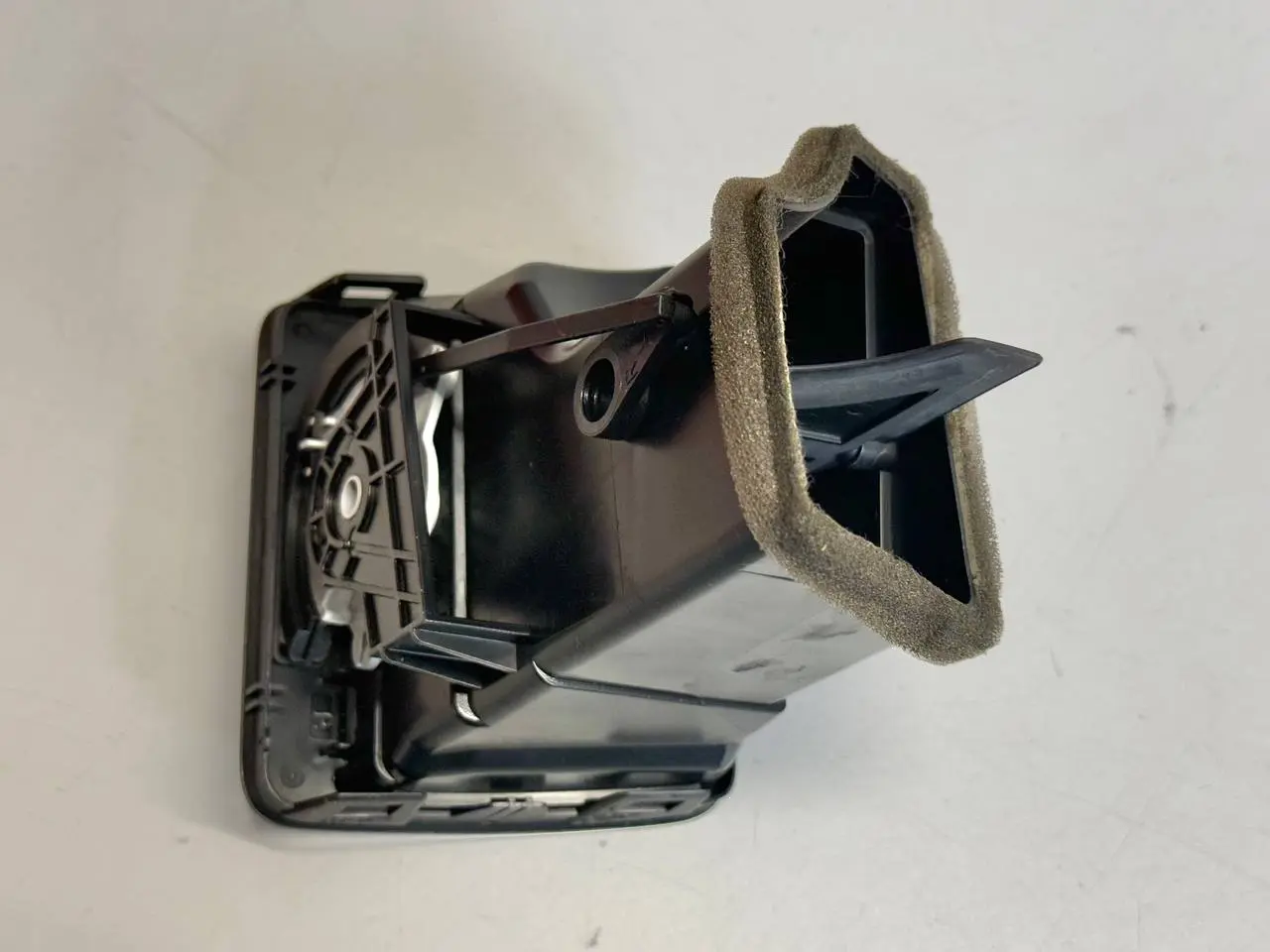 Luftdüse Lüftungsgitter Luftausströmer VW Golf 5 1K1 1,9 TDI 2006 1K0819710