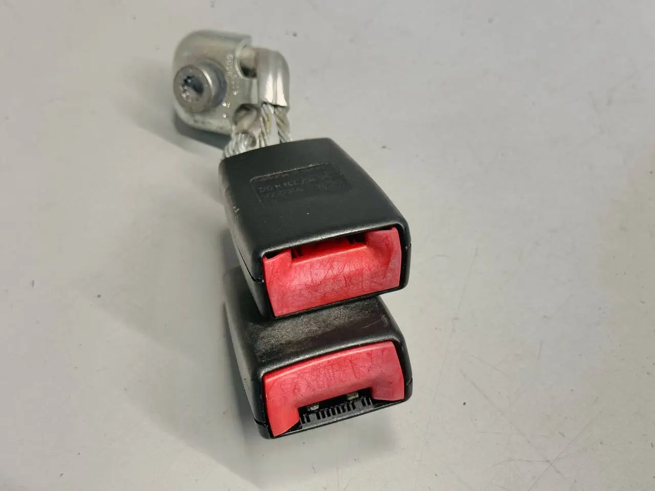 Doppelgurtschloss Hinten Mitte Golf 5 1K1 VW Golf 5 1K1 1,9 TDI 2006 1K0857739H