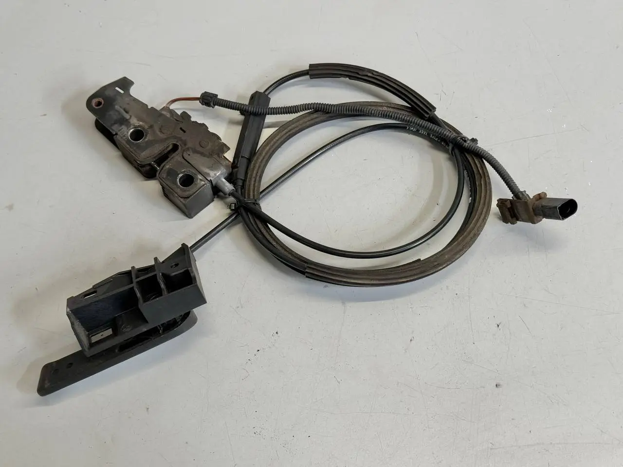 Motorhaubenseil Zugstrang Frontklappe VW Golf 5 1K1 1,9 TDI 2006 1K1823531C
