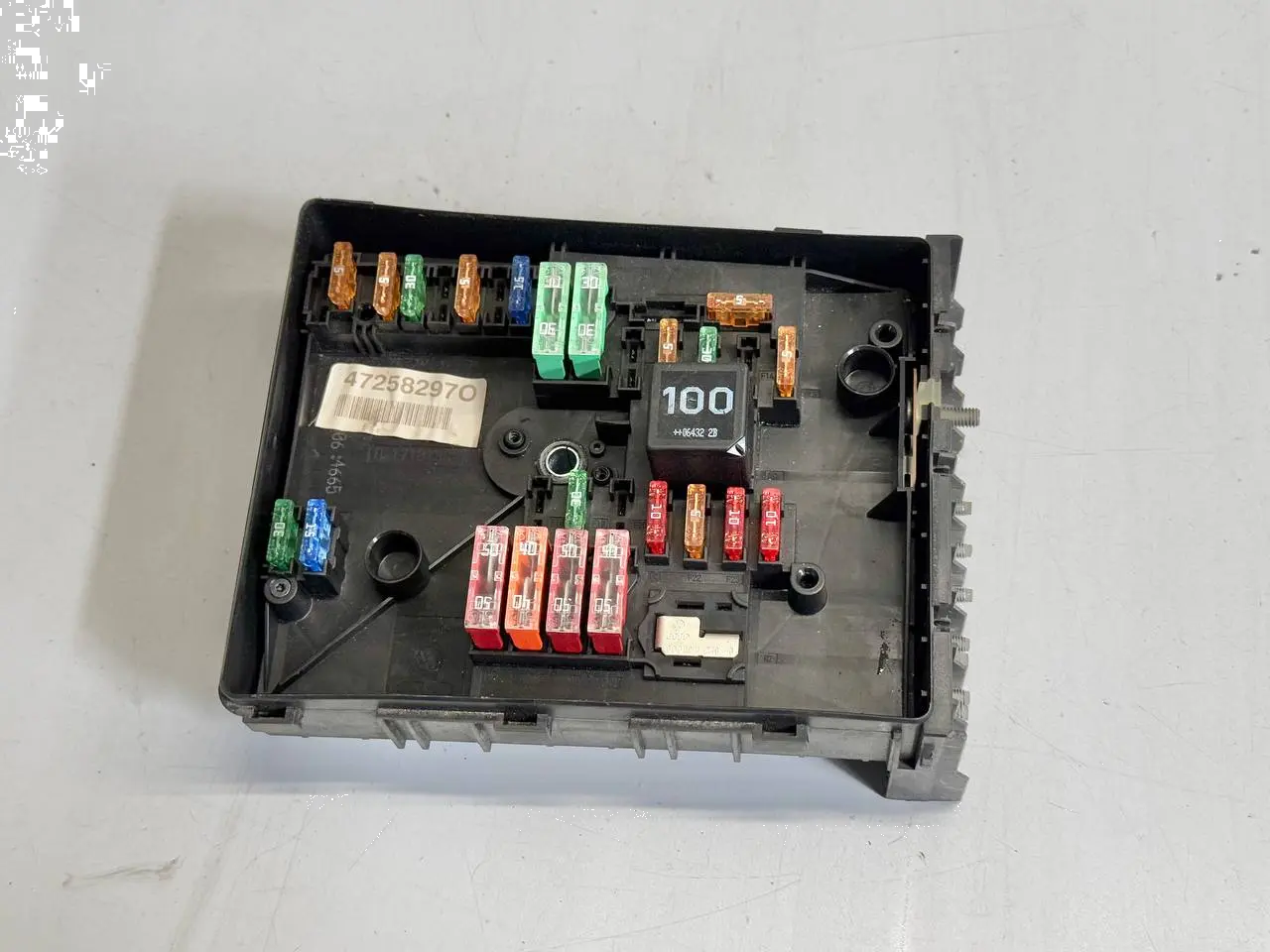 Sicherungskasten 5 Plus Relaiskasten Golf VW Golf 5 1K1 1,9 TDI 2006 1K0937125A