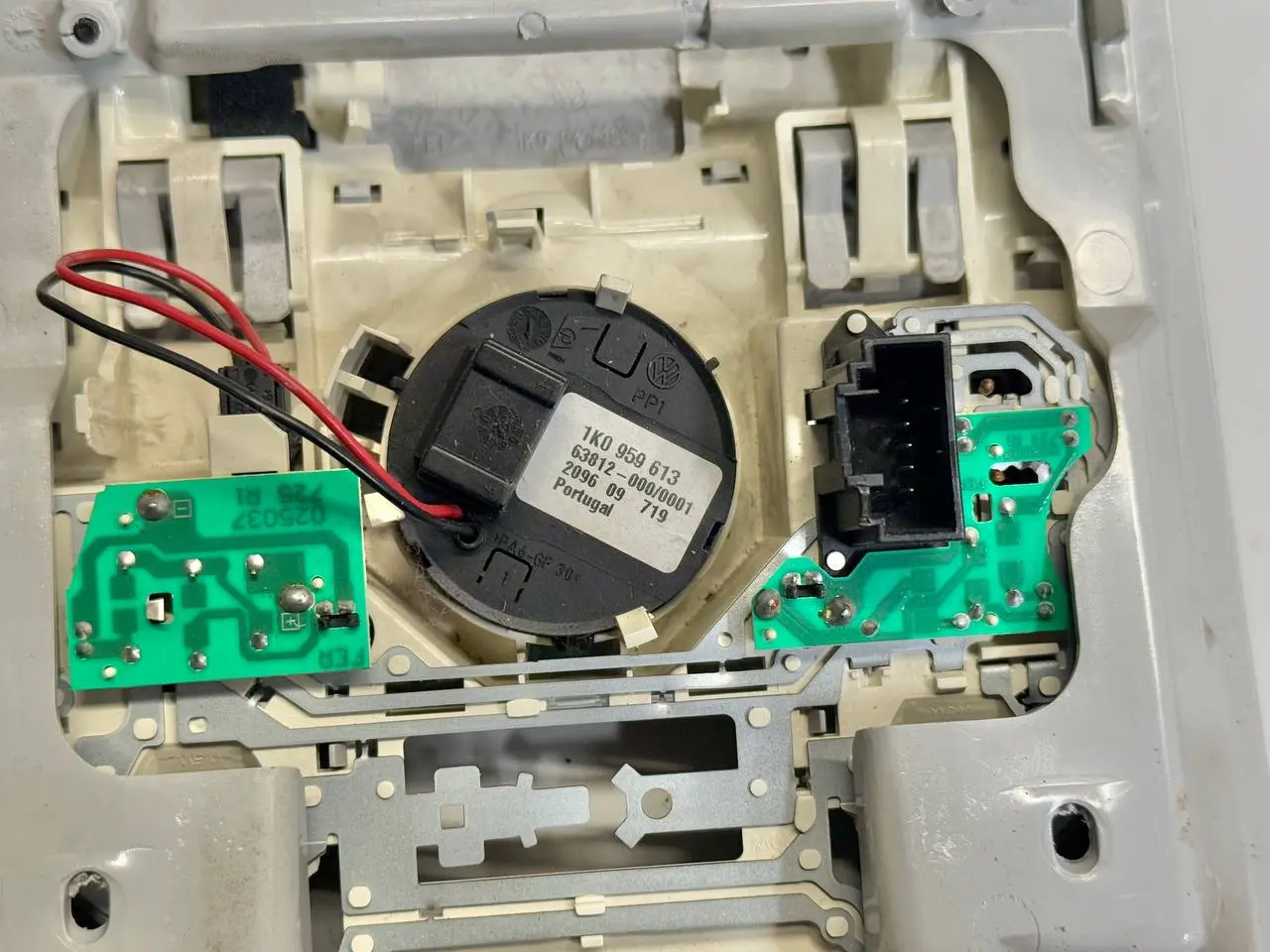 Innenleuchte Dachhimmel Lichtmodul für 5 VW Golf 5 1K1 1,9 TDI 2006 1K0867489