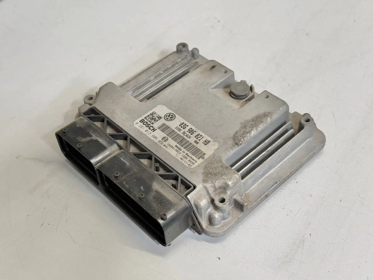 Motorsteuergerät ECU für 5 Golf 5 1K1 1,9 TDI 2006 VW Golf5 1K1 1.4L 03G906021HB