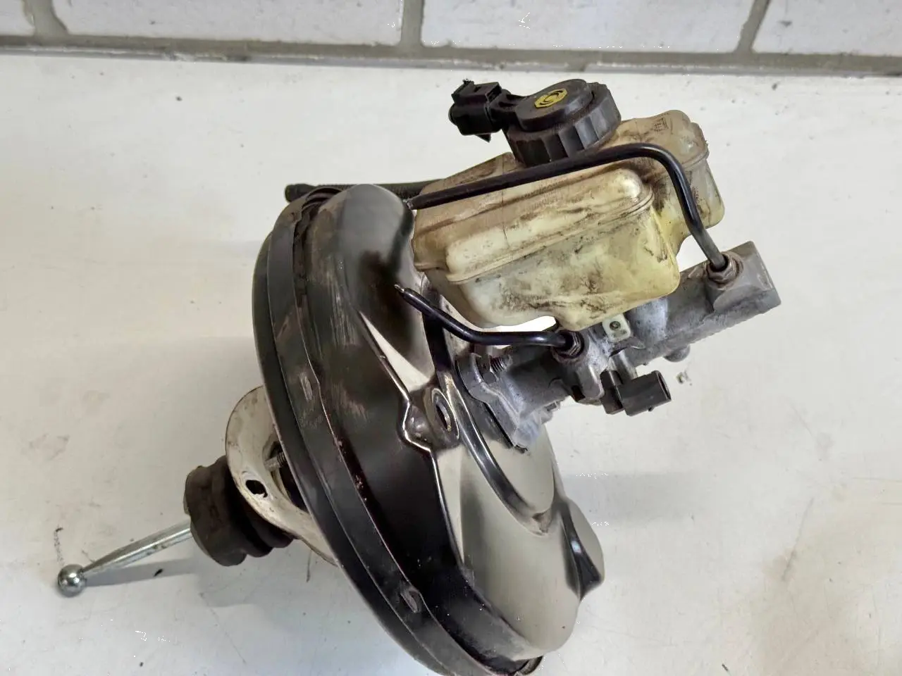 Bremskraftverstärker Golf 5 1K1 1,9 TDI VW Golf 5 1K1 1,9 TDI 2006 1K1614105AQ