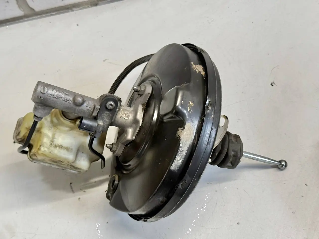 Bremskraftverstärker Golf 5 1K1 1,9 TDI VW Golf 5 1K1 1,9 TDI 2006 1K1614105AQ