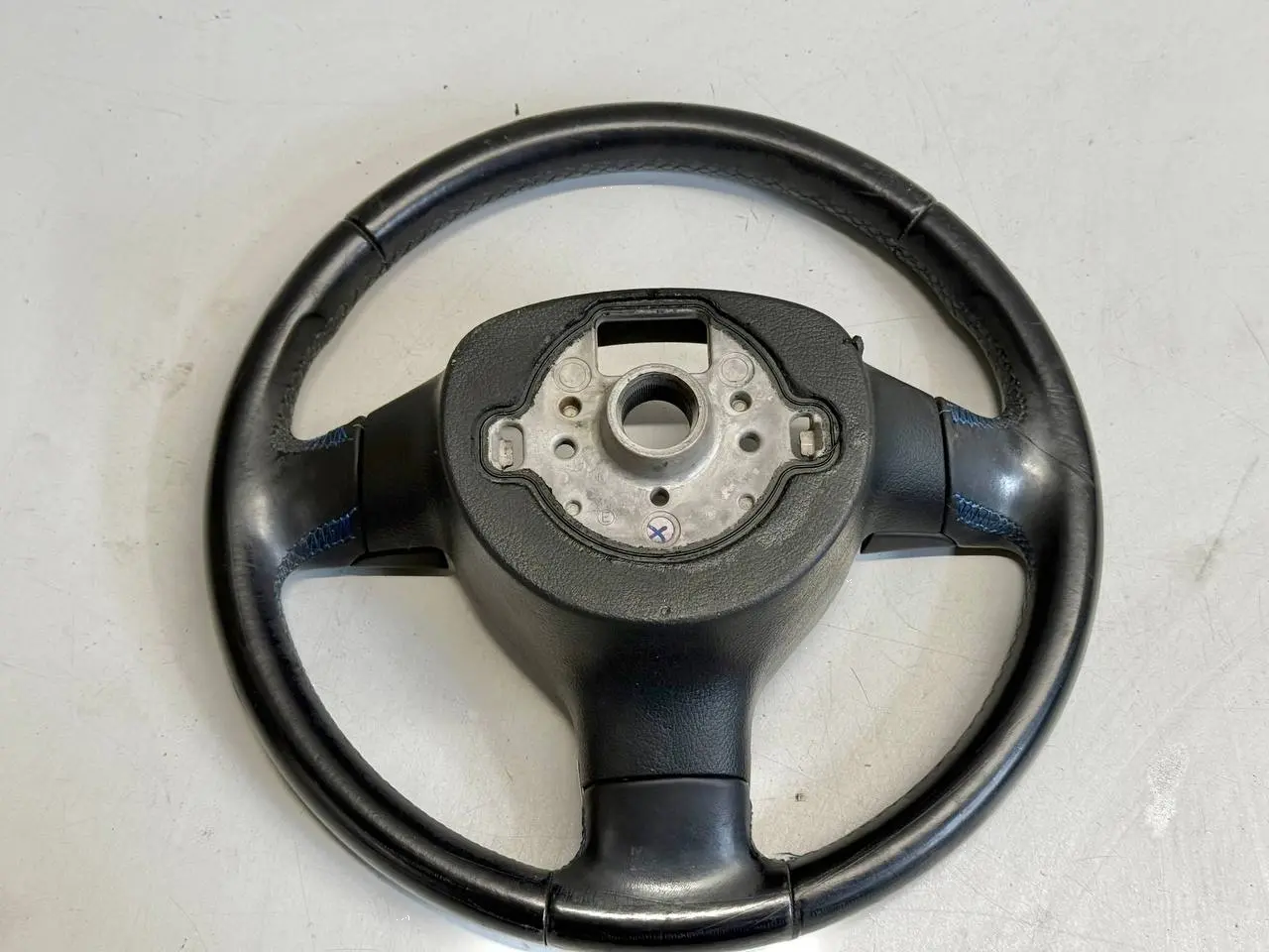 Lenkrad Lederlenkrad 3-Speichenrad Golf VW Golf 5 1K1 1,9 TDI 2006 1K0819091M