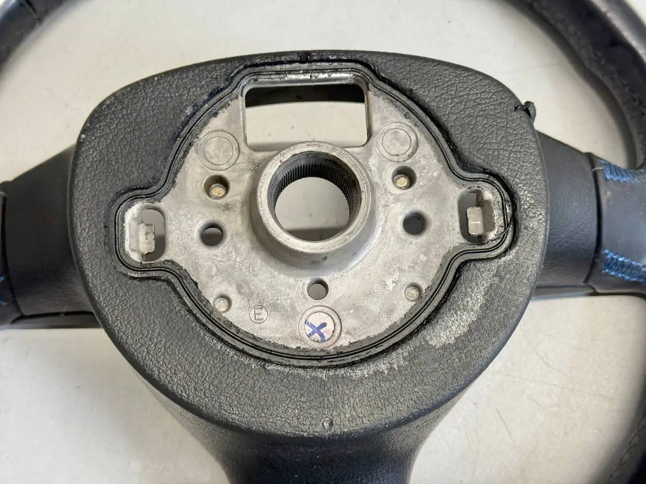 Lenkrad Lederlenkrad 3-Speichenrad Golf VW Golf 5 1K1 1,9 TDI 2006 1K0819091M