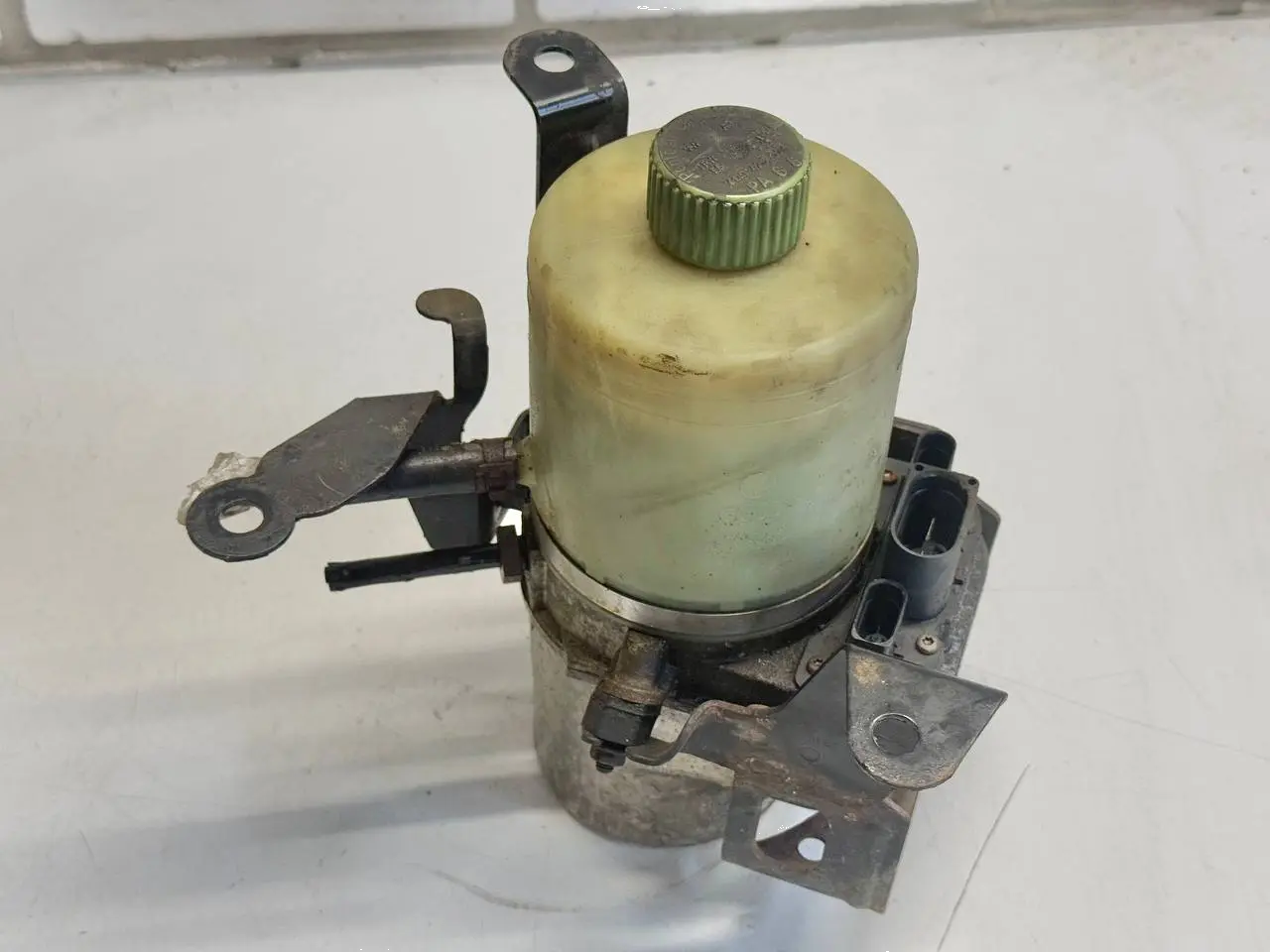 Elektrische Servopumpe Lenkhilfe Polo V 6C VW Polo 9N1 1,2L 2002 6Q0423156AB