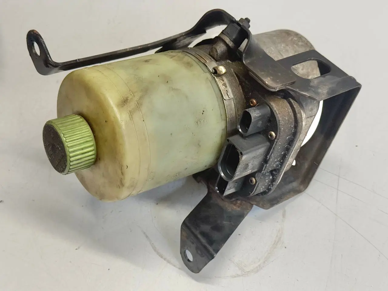 Elektrische Servopumpe Lenkhilfe Polo V 6C VW Polo 9N1 1,2L 2002 6Q0423156AB