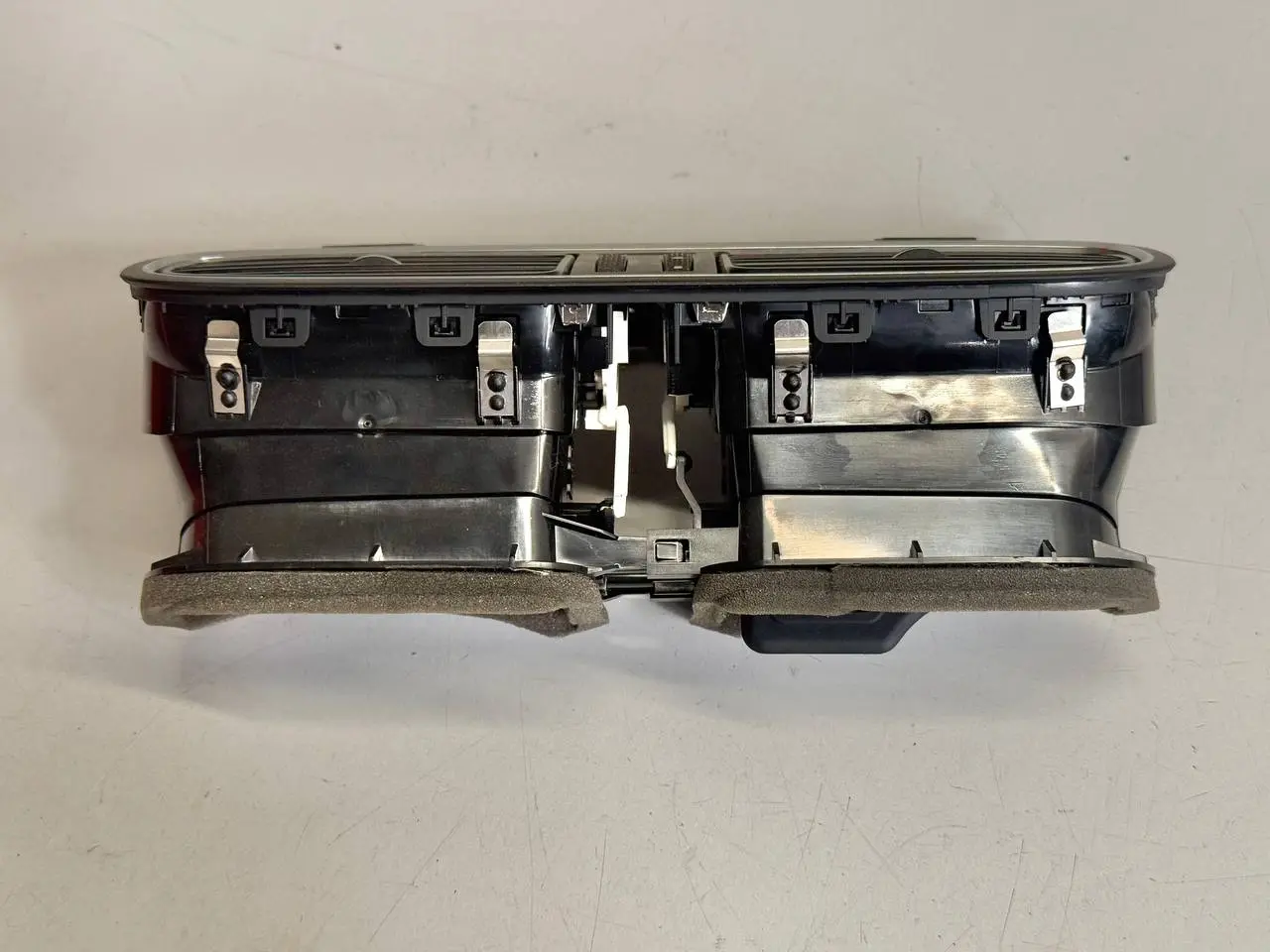 Lüftungsdüse, Luftauslass vorne Mitte V VW Polo V 6C 1,2 TSI 2015 6RF819728