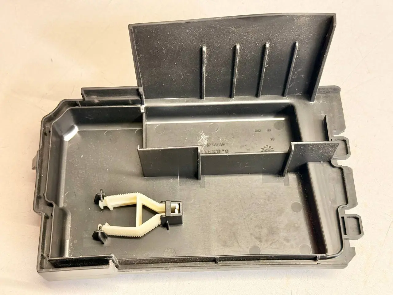 Abdeckung Sicherungskasten Motorraum Polo V VW Polo V 6C 1,2 TSI 2015 6C0937132