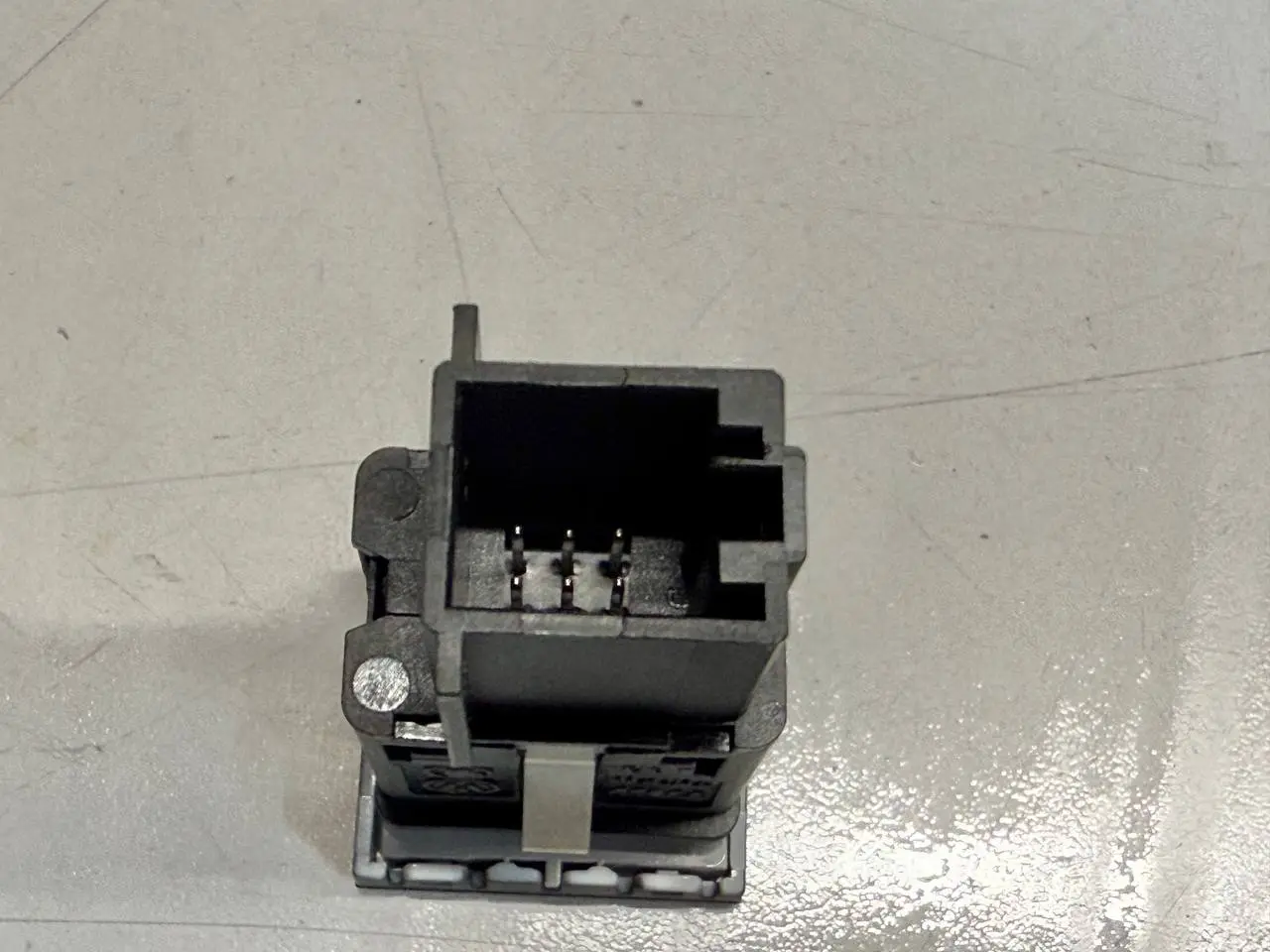 ECU Motorsteuergeraet Steuermodul VW Polo V 6C 1,2 TSI 2015 6C0905218A