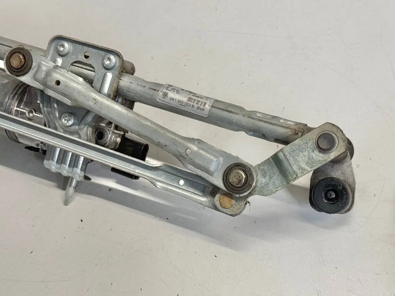 Wischergestänge mit Motor vorne für 6C VW Polo V 6R 1,2 TSI 2010 6R1955023B