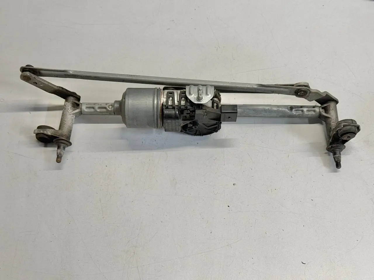 Wischergestänge mit Motor vorne für 6C VW Polo V 6R 1,2 TSI 2010 6R1955023B