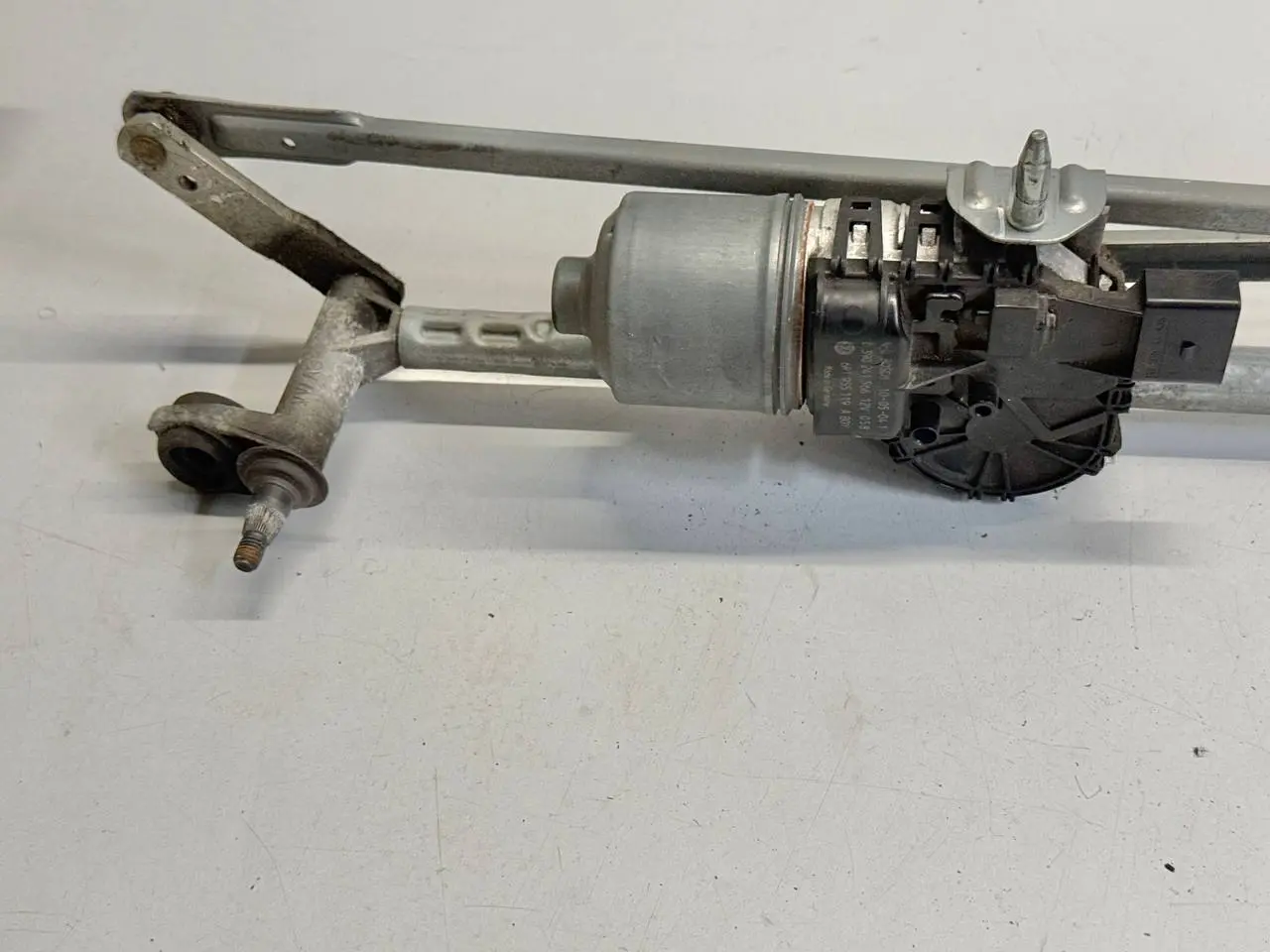 Wischergestänge mit Motor vorne für 6C VW Polo V 6R 1,2 TSI 2010 6R1955023B