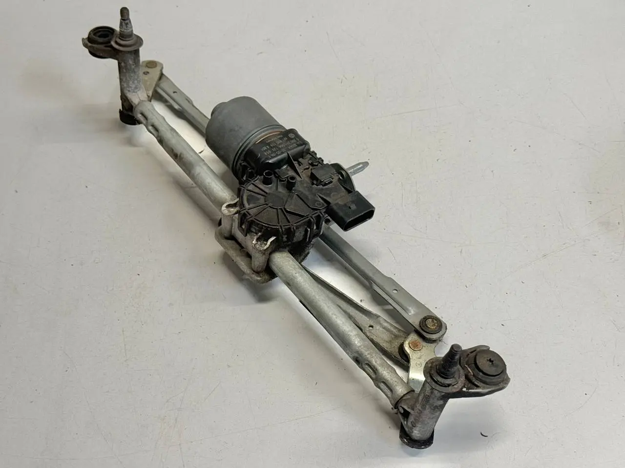 Wischergestänge mit Motor vorne für 6C VW Polo V 6R 1,2 TSI 2010 6R1955023B