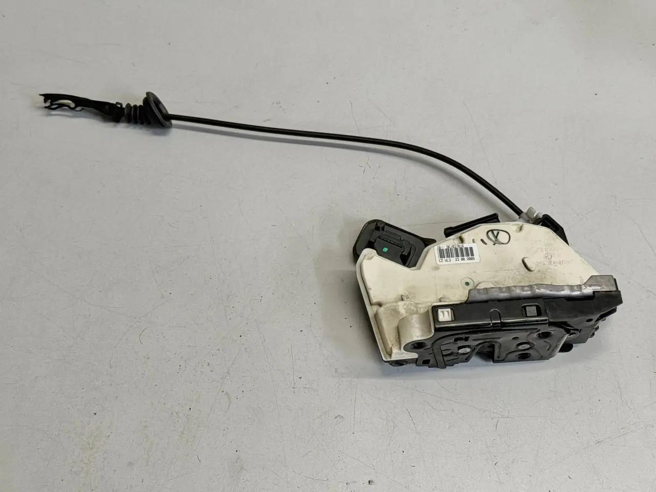 Türschloss vorne rechts, Fangschloss Golf 4 VW Polo V 6R 1,2 TSI 2010 5K1837016