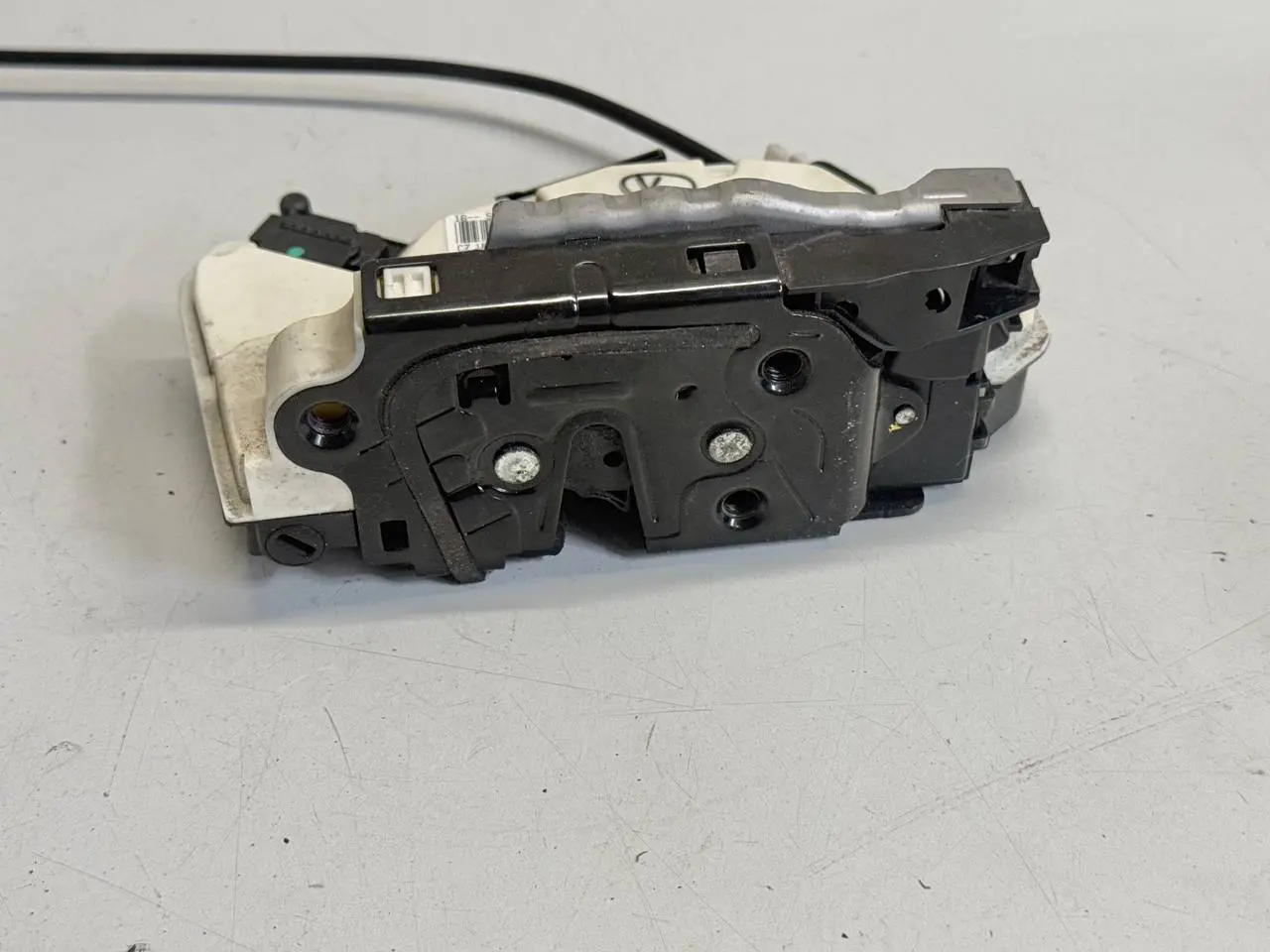 Türschloss vorne rechts, Fangschloss Golf 4 VW Polo V 6R 1,2 TSI 2010 5K1837016