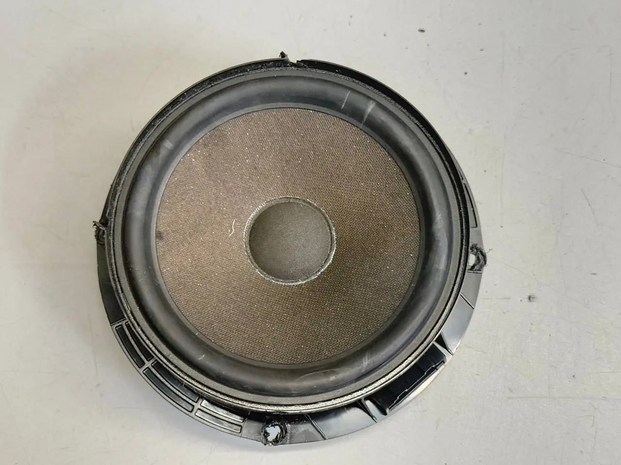 Lautsprecher vorne links/rechts Polo V 6R VW Polo V 6R 1,2 TSI 2010 6R0035454