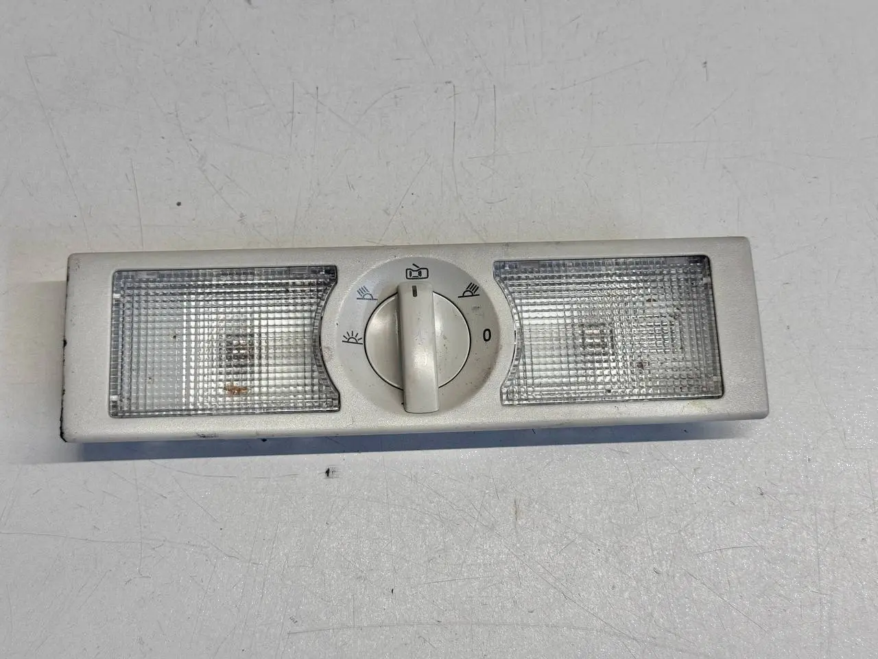 Innenleuchte Leseleuchte Beleuchtung hinten Golf 5 1K1 1,9 TDI 2006 947291A