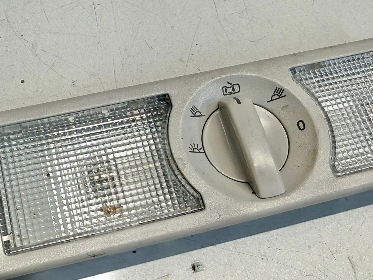 Innenleuchte Leseleuchte Beleuchtung hinten Golf 5 1K1 1,9 TDI 2006 947291A