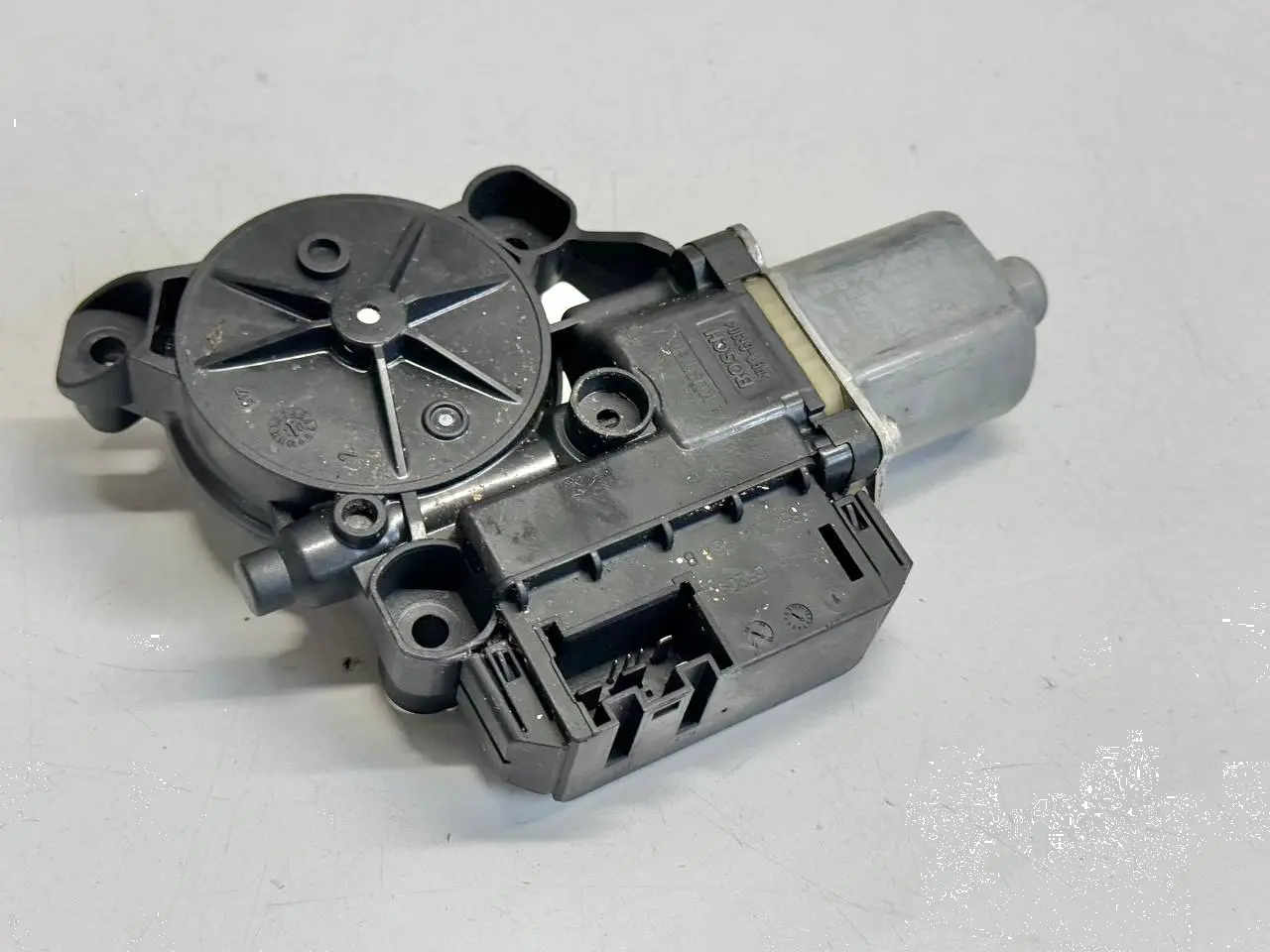 Fensterhebermotor elektrisch hinten rechts VW Polo V 6R 1,2 TSI 2010 959812F