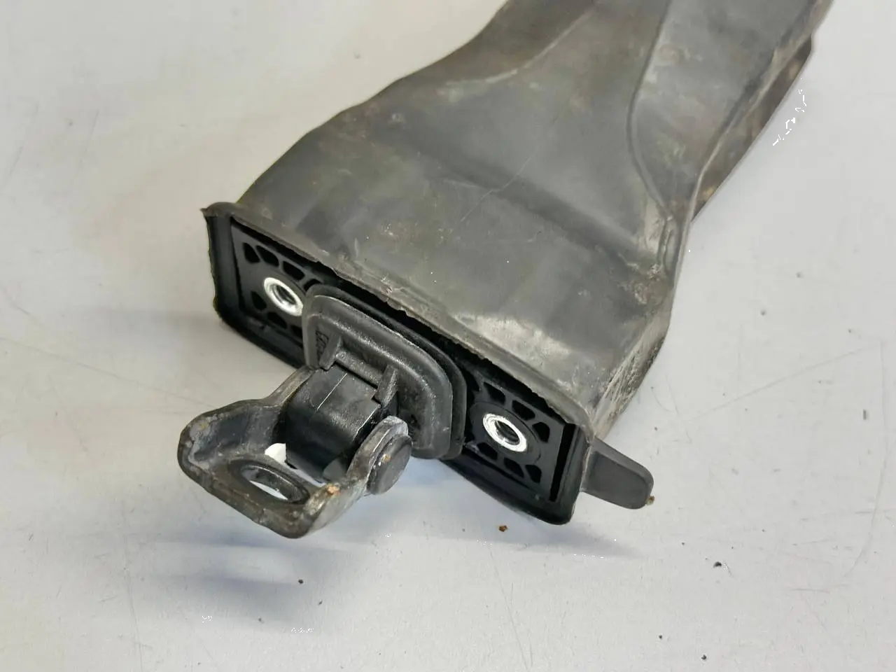 Türfangband vorne rechts Polo V 6R 1,2 TSI VW Polo V 6R 1,2 TSI 2010 6R0837923