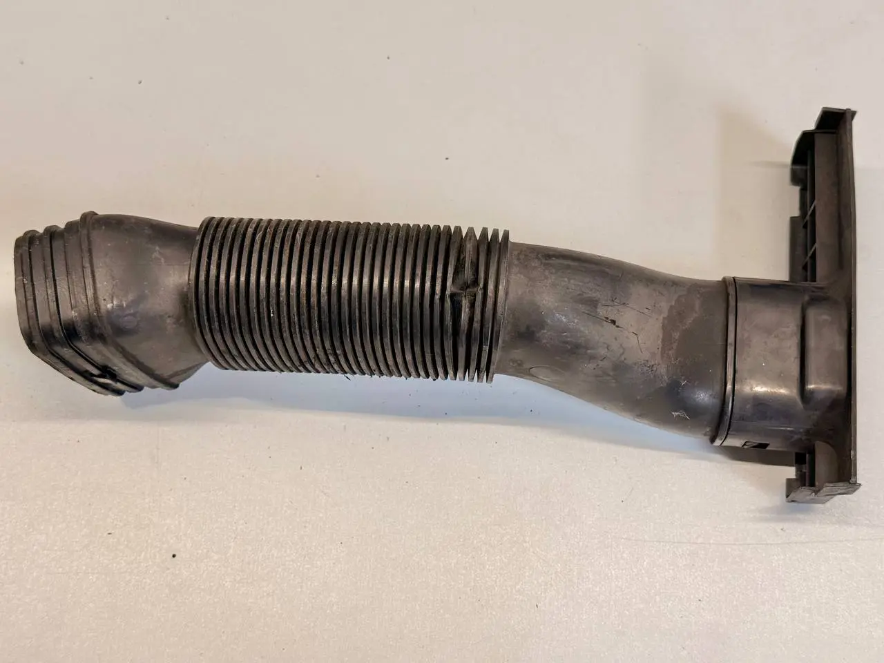 Luftansaugstutzen Luftführung VW Polo V 6R 1,2 TSI 2010 6R0129618F