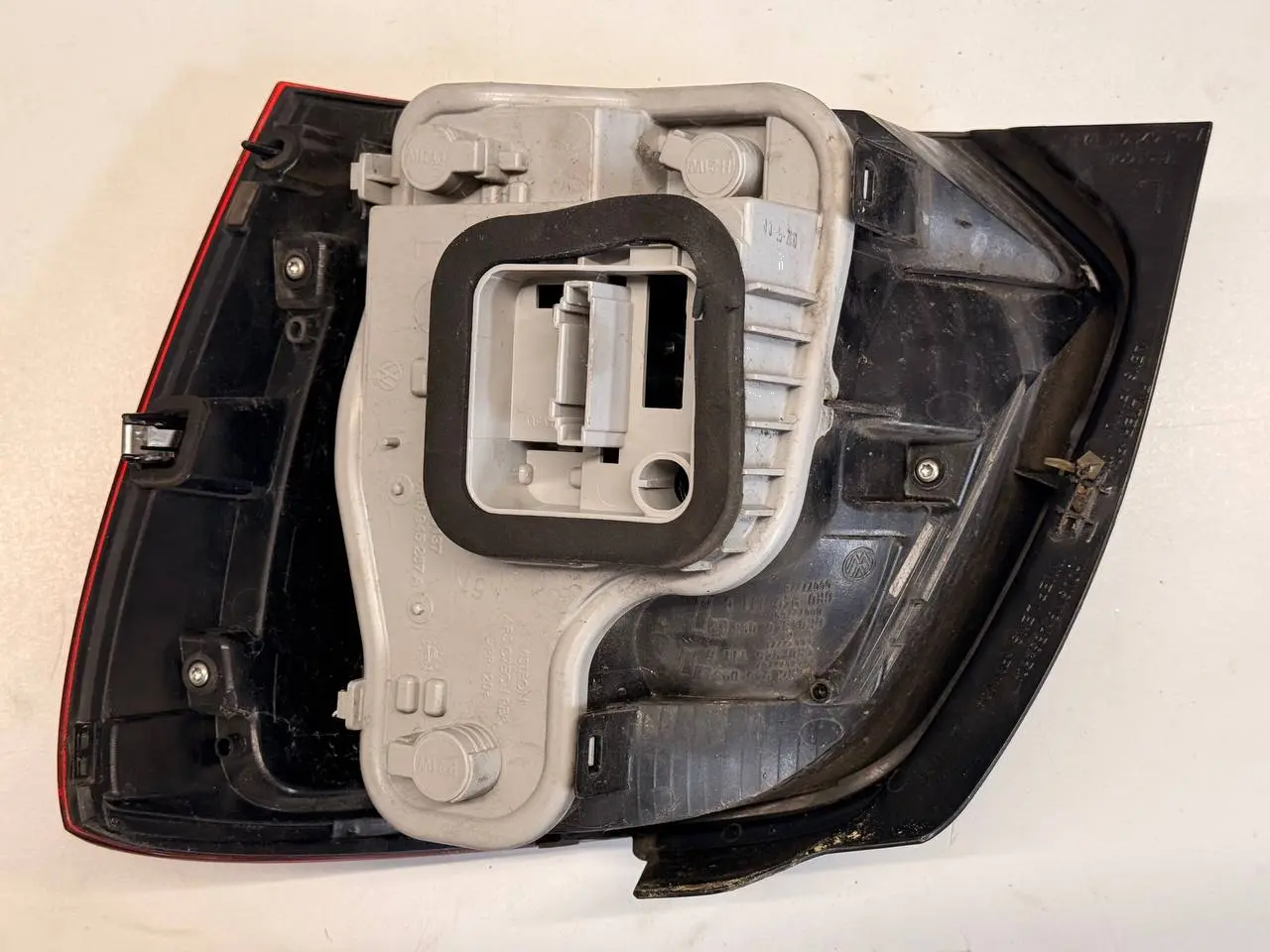 Heckleuchte Rücklicht Rückleuchte links V VW Polo V 6R 1,2 TSI 2010 6R0945095