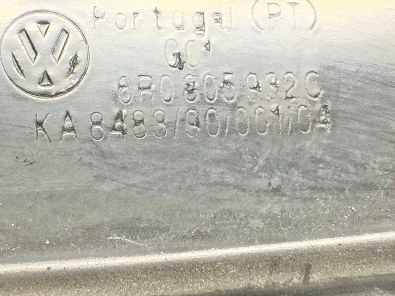 Scheinwerferträger rechts Polo V 6R 1,2 VW Polo V 6R 1,2 TSI 2010 6R0805932C