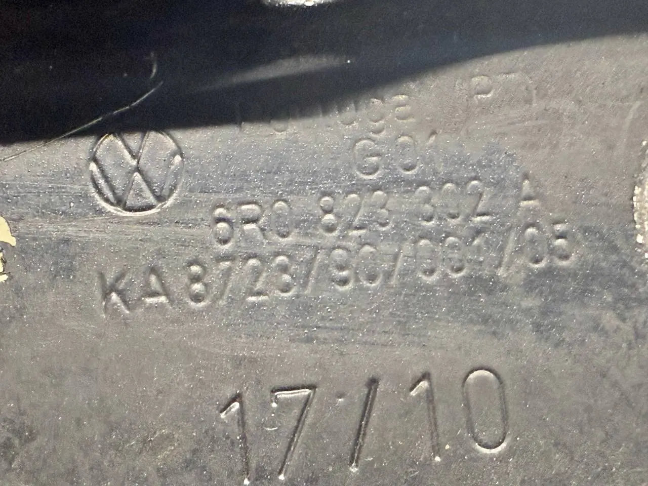 Klappscharnier Scharnier für Motorhaube V VW Polo V 6R 1,2 TSI 2010 6R0823302A