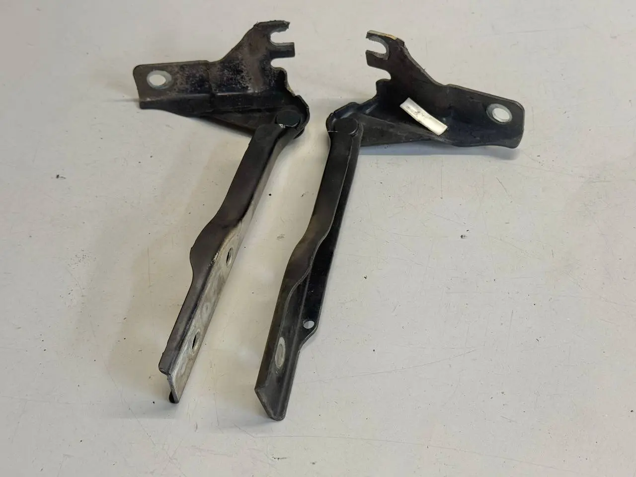 Klappscharnier Scharnier für Motorhaube V VW Polo V 6R 1,2 TSI 2010 6R0823302A