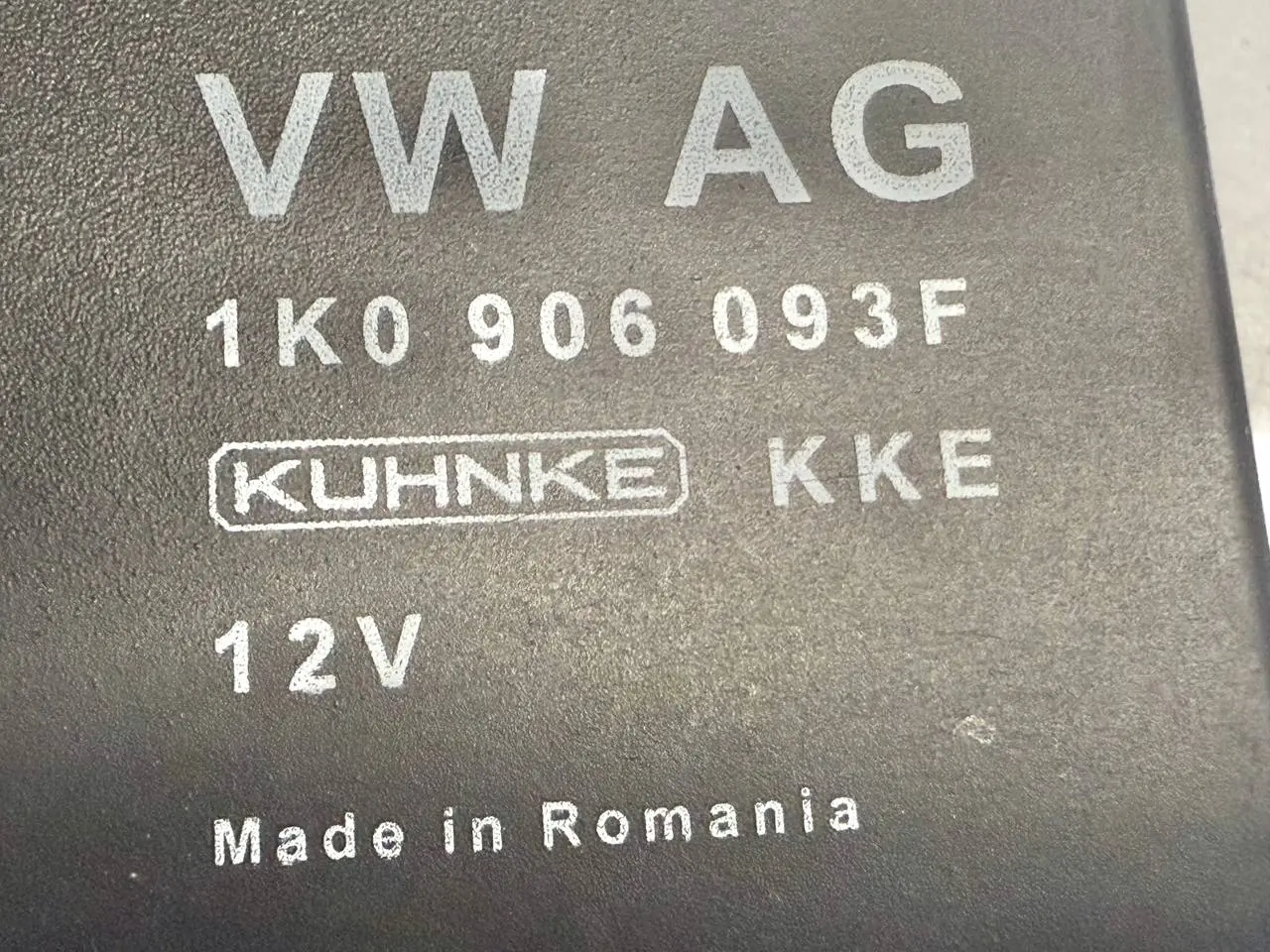 Steuergerät Kraftstoffpumpe Modul für Plus VW Polo V 6R 1,2 TSI 2010 1K0906093F