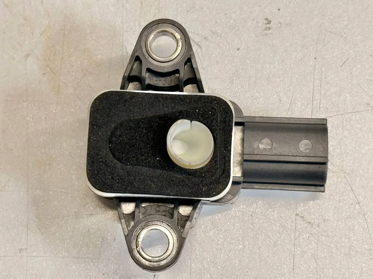 Airbag Crashsensor Aufprallsensor für V VW Polo V 6R 1,2 TSI 2010 1Q0955557