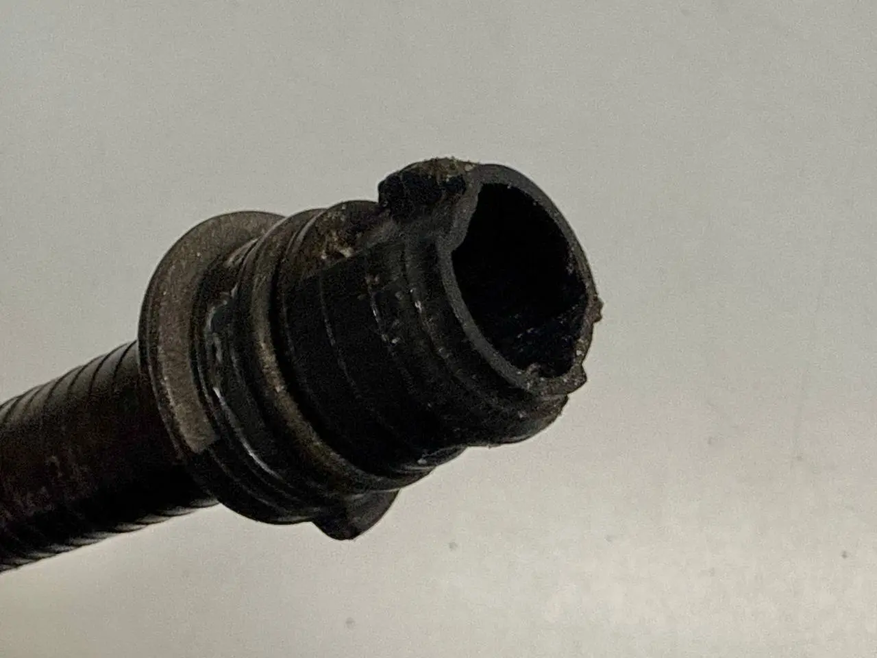 Wasserablaufschlauch Luftfilterkasten VW Polo V 6R 1,2 TSI 2010 6R0129637B