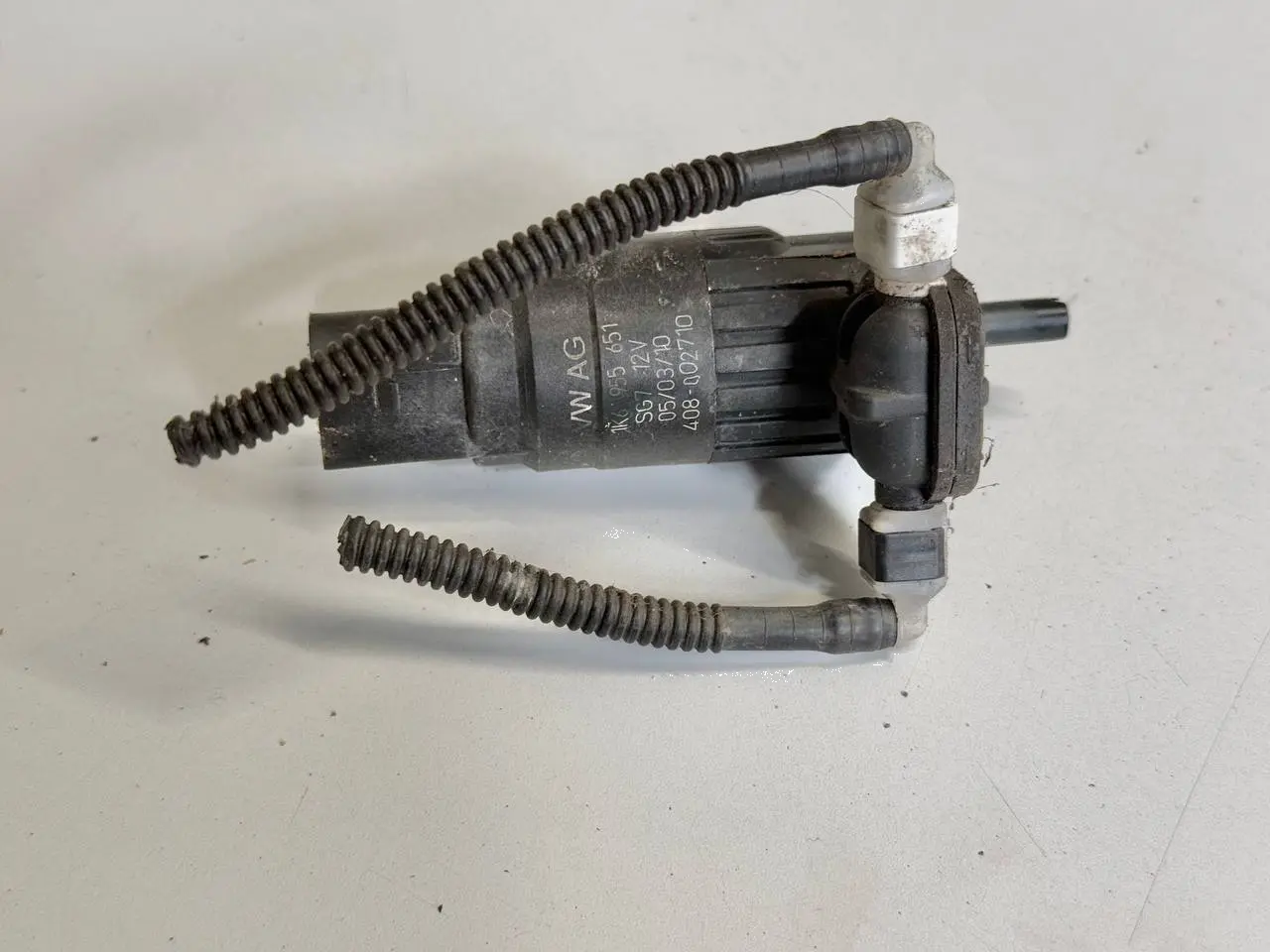 Wischwasserpumpe Scheibenwaschpumpe Polo 6R VW Polo V 6R 1,2 TSI 2010 1K6955651