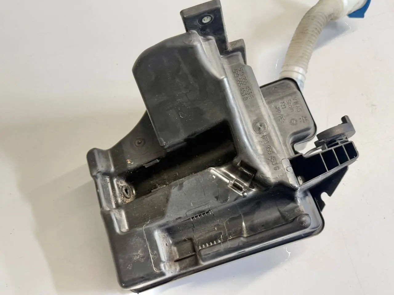 Waschwasserbehälter Fabia 6Y5 1.4 2001 VW Polo V 6R 1,2 TSI 2010 6R0955453E