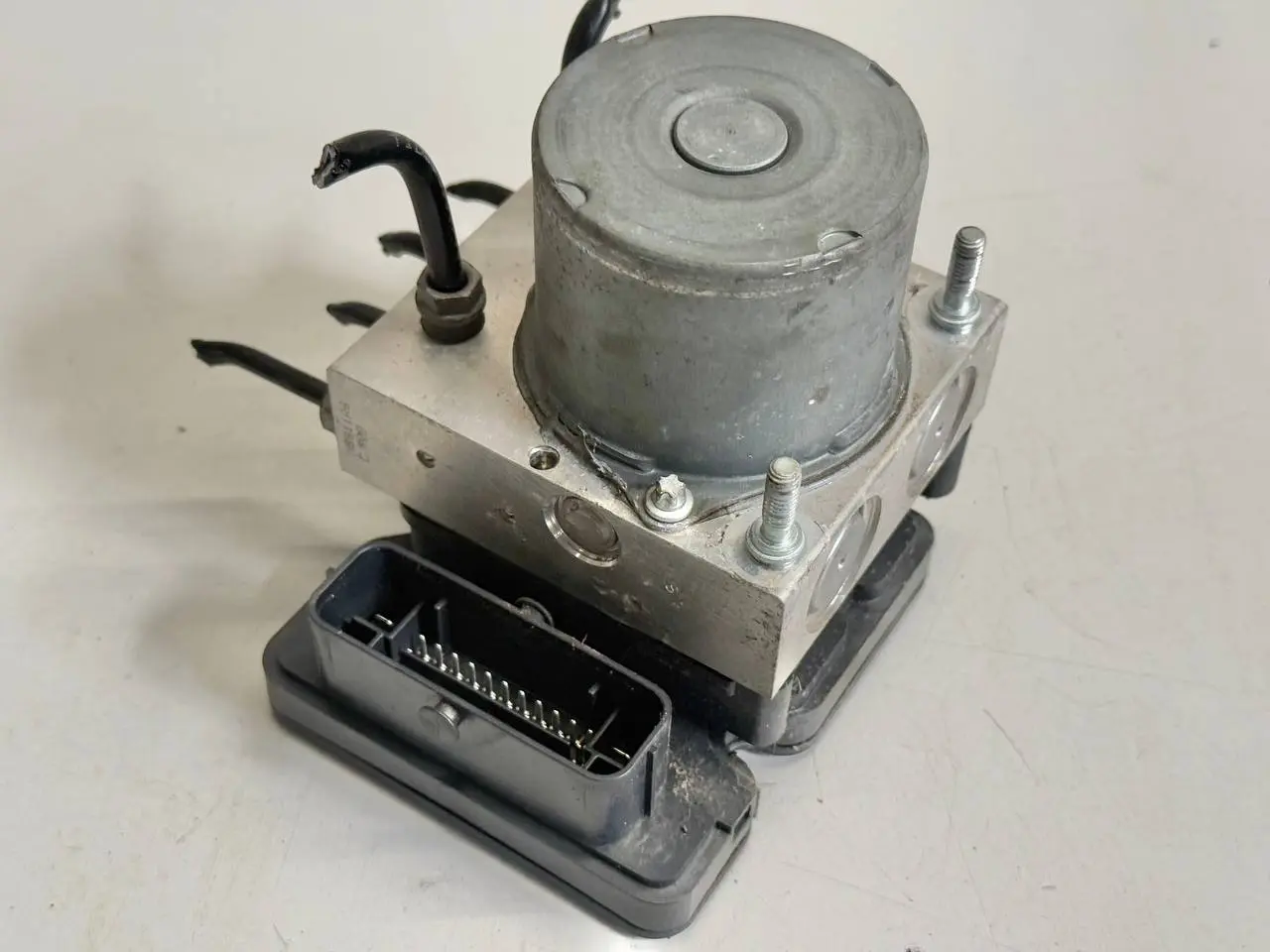 ABS Steuergerät Hydraulikblock Polo V 6R VW Polo V 6C 1,2 TSI 2015 6C0907379G